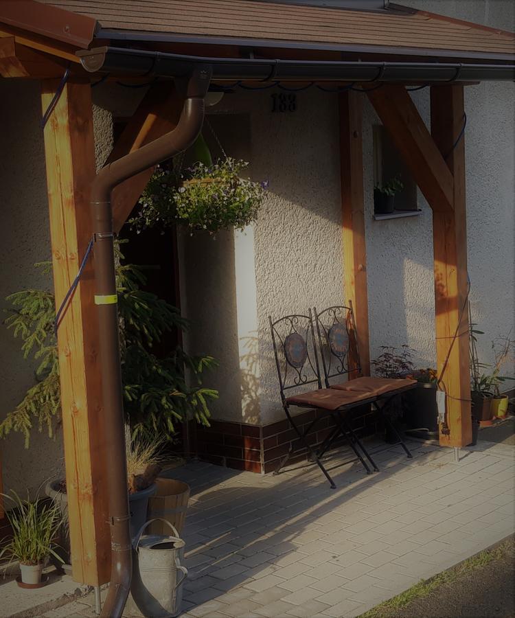 Apartment Rychtrovna เฮนิเซ ภายนอก รูปภาพ